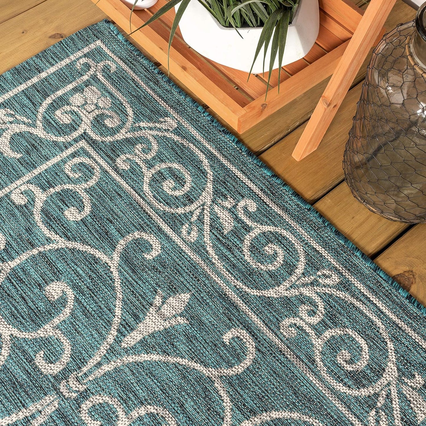 JONATHAN Y Vintage Filigree Indoor Outdoor Square Area Rug 5X5 Teal/Gray, Charleston Textured Weave for Backyard, Patio, Porch, Easy-Cleaning, High Traffic, Pet-Friendly, Non-Shedding (SMB106F-5SQ)