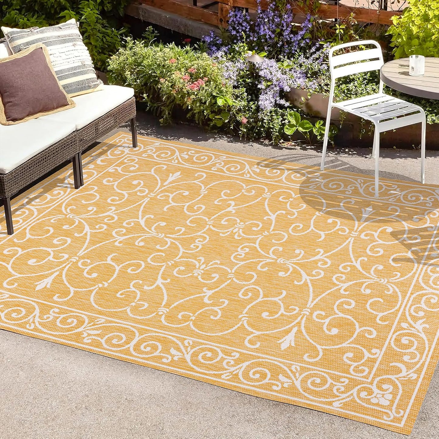 JONATHAN Y Vintage Filigree Indoor Outdoor Area Rug 8X10 Yellow/Cream, Charleston Textured Weave for Backyard, Patio, Porch, Easy-Cleaning, High Traffic, Pet-Friendly, Non-Shedding (SMB106L-8)