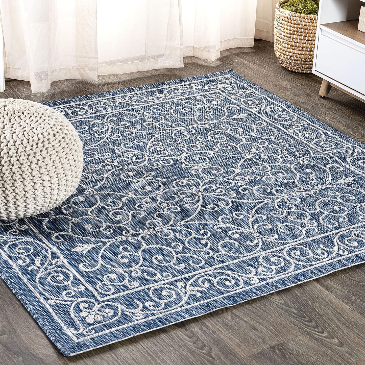 JONATHAN Y Vintage Filigree Indoor Outdoor Square Area Rug 6X6 Navy/Gray, Charleston Textured Weave for Backyard, Patio, Porch, Easy-Cleaning, High Traffic, Pet-Friendly, Non-Shedding (SMB106D-6SQ)