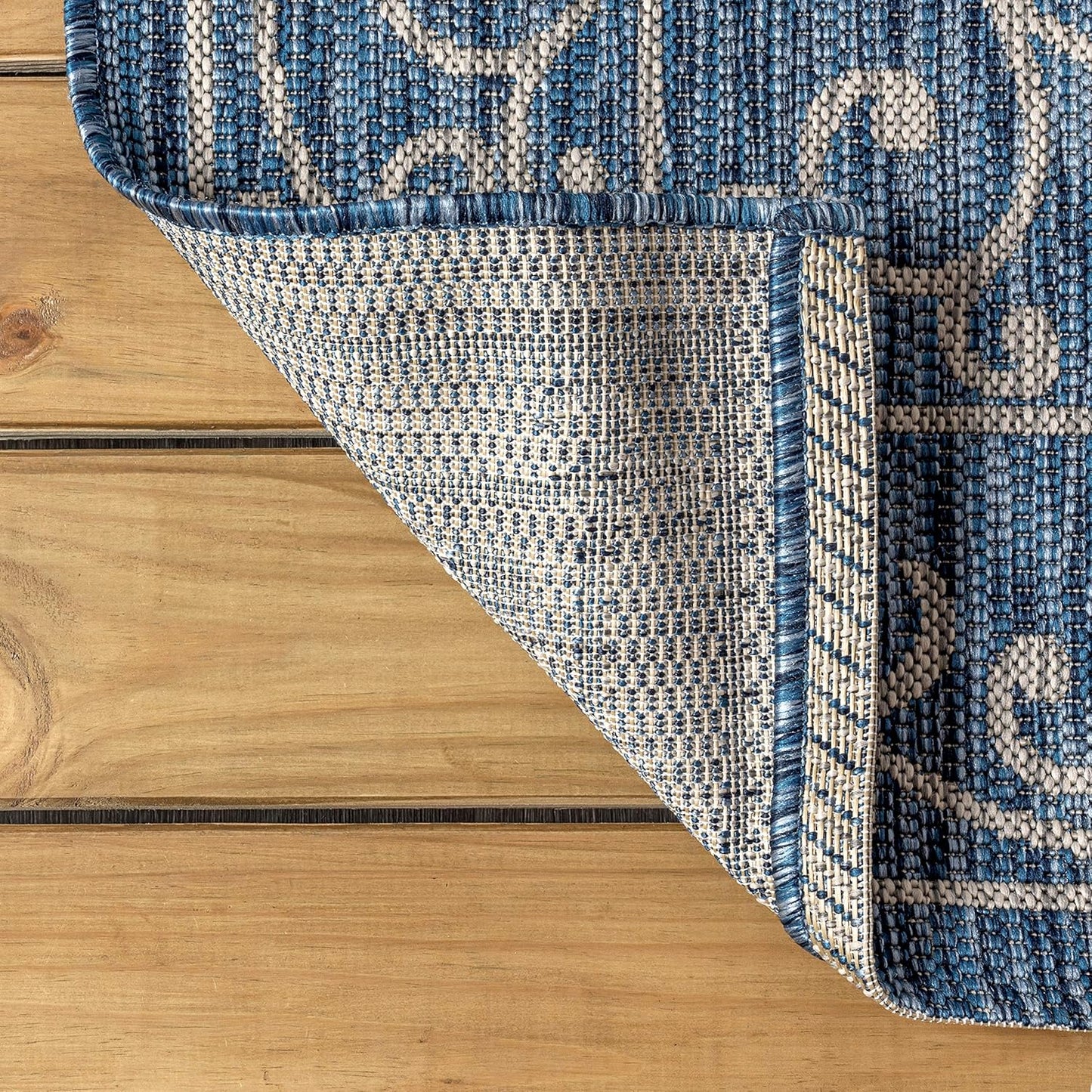 JONATHAN Y Vintage Filigree Indoor Outdoor Square Area Rug 4X4 Navy/Gray, Charleston Textured Weave for Backyard, Patio, Porch, Easy-Cleaning, High Traffic, Pet-Friendly, Non-Shedding (SMB106D-4SQ)