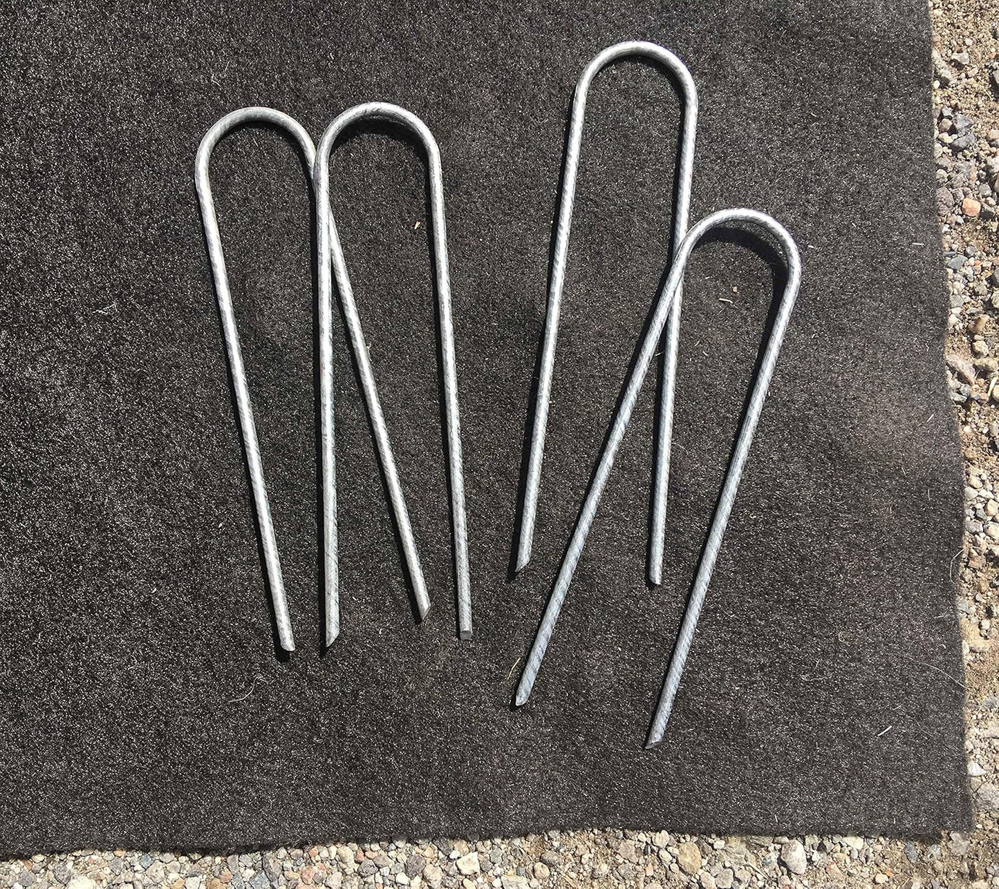 Sandbaggy Galvanized 6-Inch Landscape Staples | Industrial Grade 9 Gauge Steel | Also Called Fabric Pins, Garden Earth Stakes, Lawn Nails | Trusted by Farmers & Homeowners Across The USA (100 Staples)